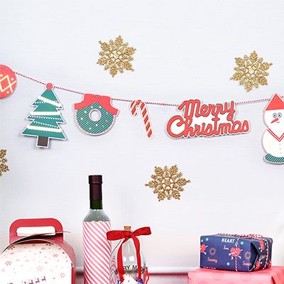 CHRISTMAS GARLAND