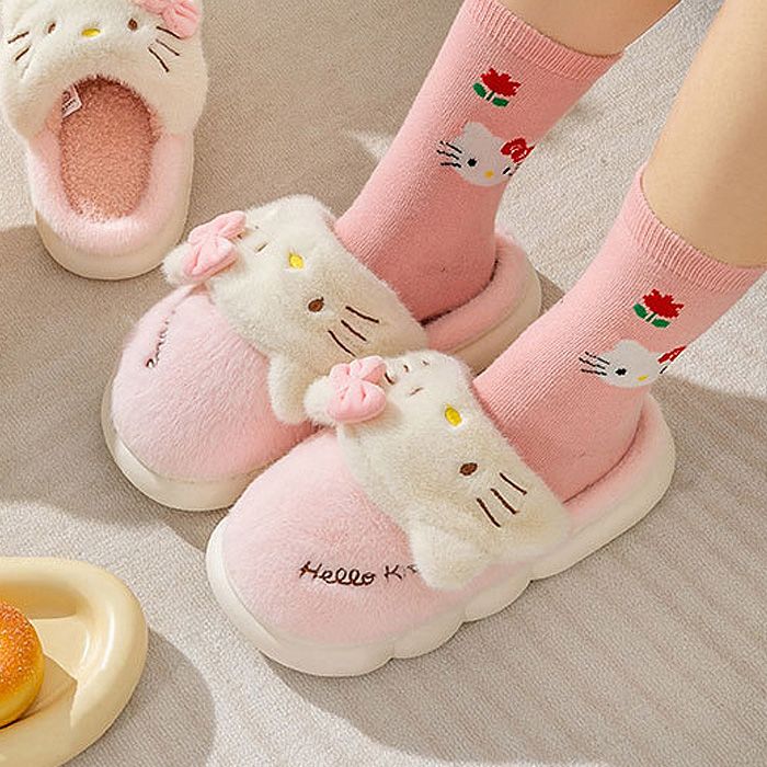 헬로키티 입체 페이스 털슬리퍼