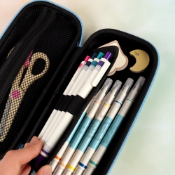 위시캣 투명 엠보 필통