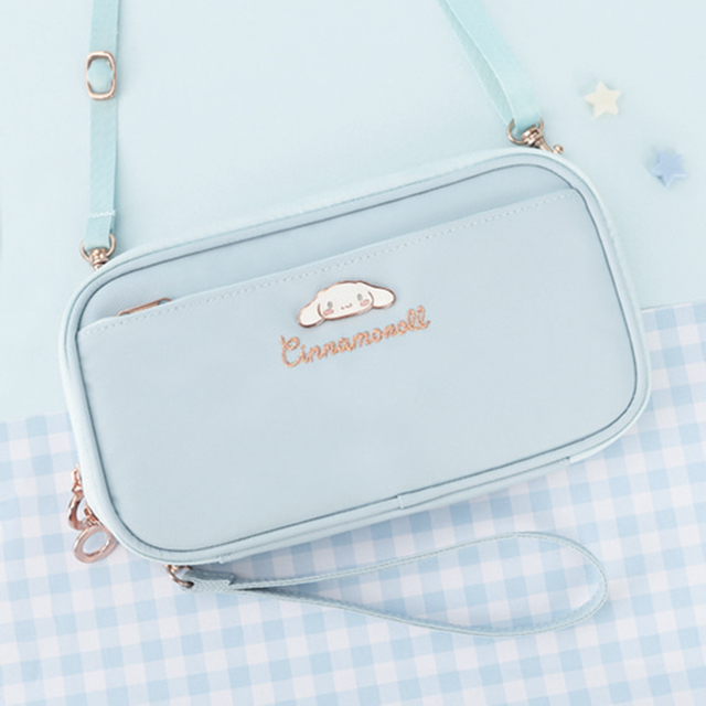 시나모롤 RFID차단 멀티 여권가방