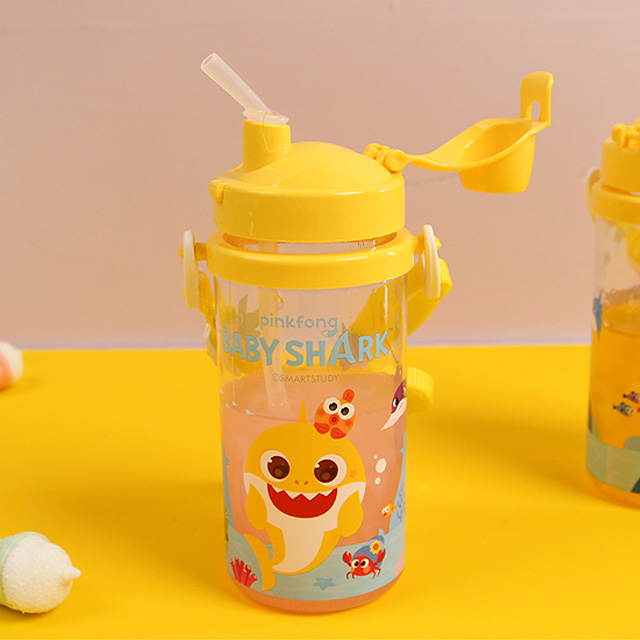아기상어 심플 끈달린 빨대물통 350ml